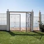 Mimosas House