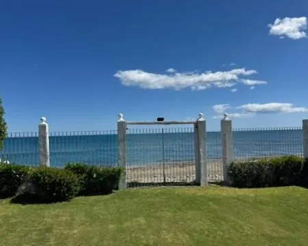 Mimosas House Villa