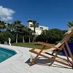 Mimosas House